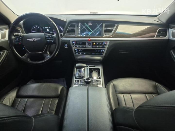 Genesis G80 3.8 GDI AWD Premium Luxury 8