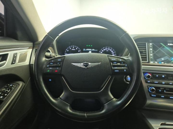 Genesis G80 3.8 GDI AWD Premium Luxury 10