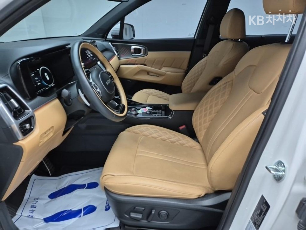 2023 - kia sorento