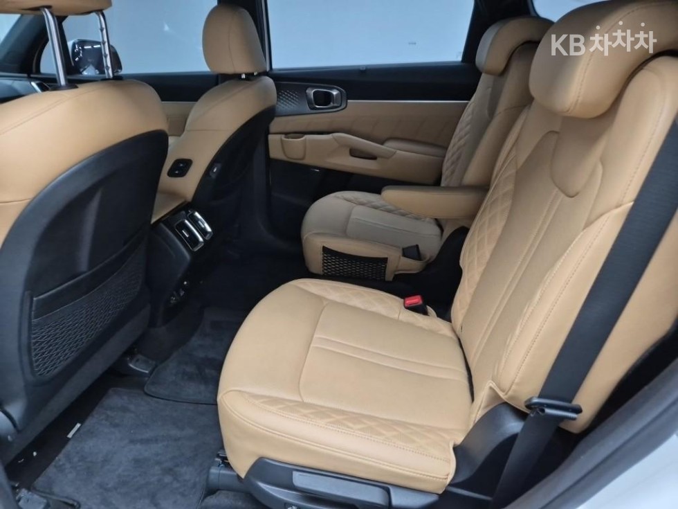2023 - kia sorento