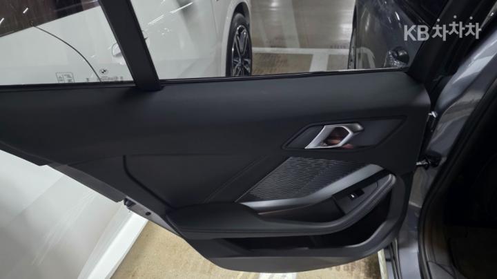 BMW 1 Series F70 120 Base Type 9