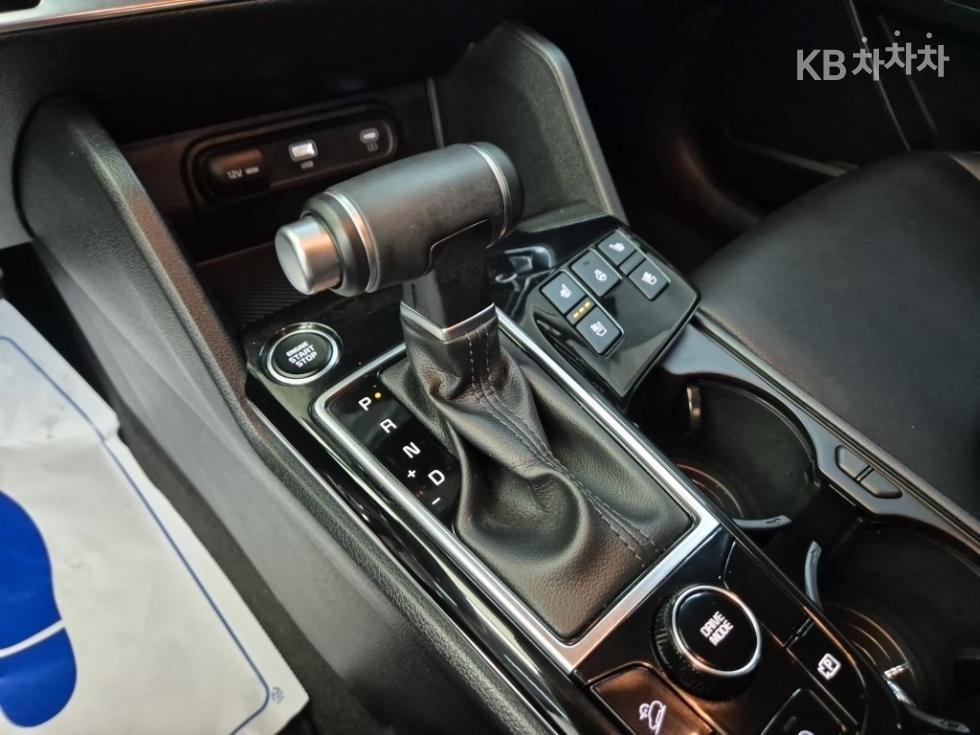 2024 - kia sportage