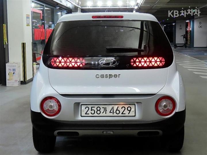 Hyundai Casper 1.0 Gasoline Modern 6