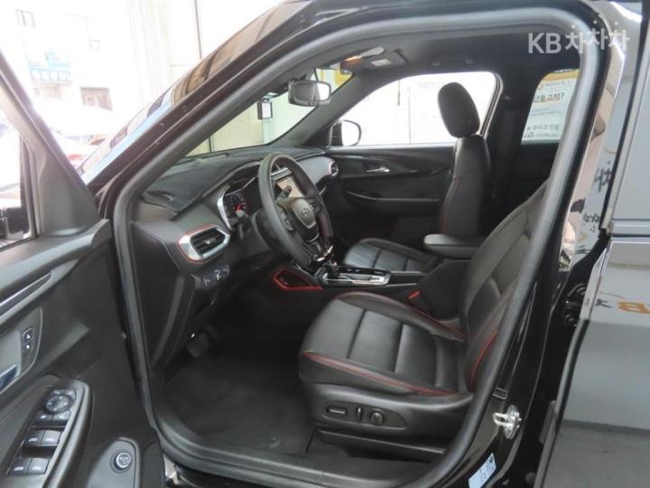 Chevrolet Trailblazer 1.35 Gasoline 2WD RS 6