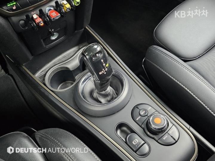 Mini Countryman F60 1.5 Cooper Classic Base Type 10