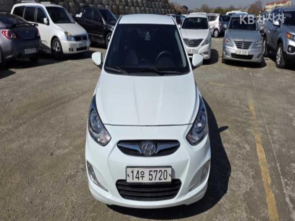 2011 hyundai accent