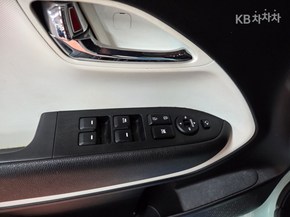 2013 - kia ray