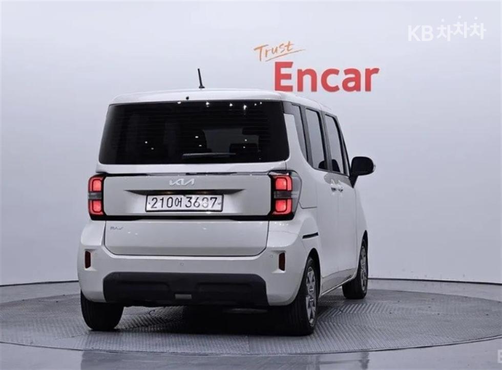 2023 - kia kia