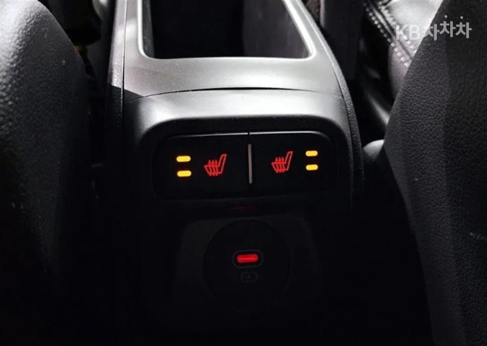 2025 - kia kia