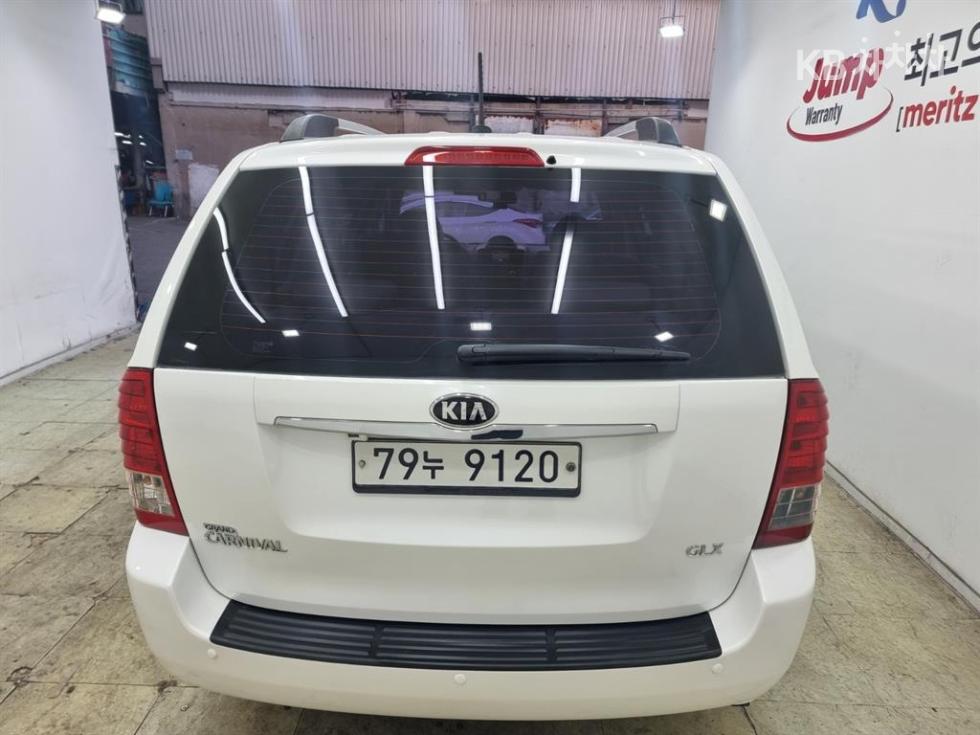 2013 - kia carnival