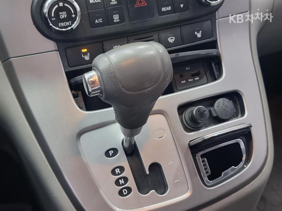 2013 - kia carnival