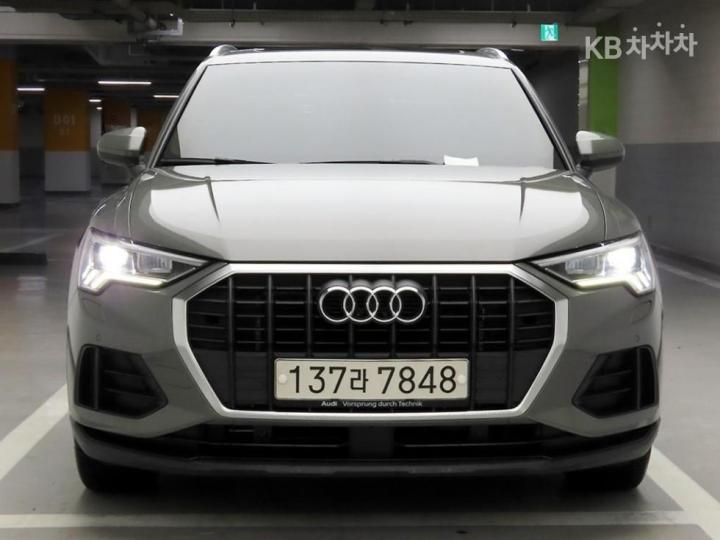 Audi Q3 F3 35 TDI Base Type