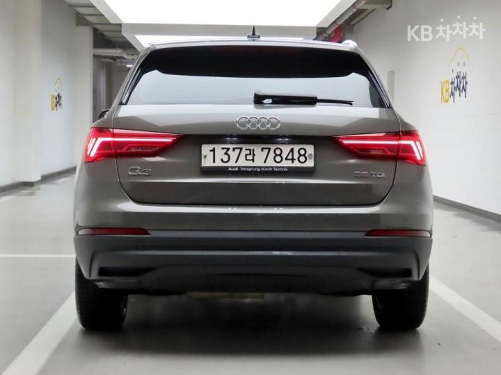 Audi Q3 F3 35 TDI Base Type 4