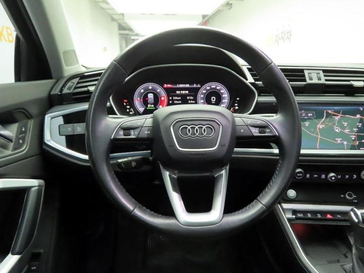 Audi Q3 F3 35 TDI Base Type 8