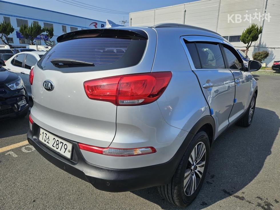2016 - kia sportage