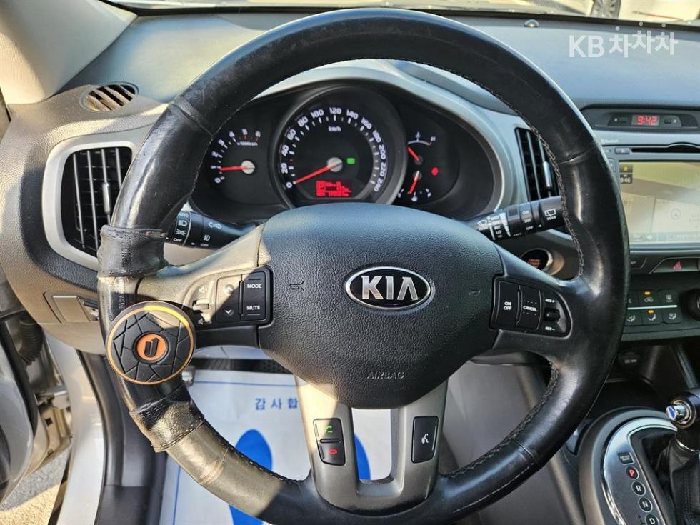 2016 - kia sportage
