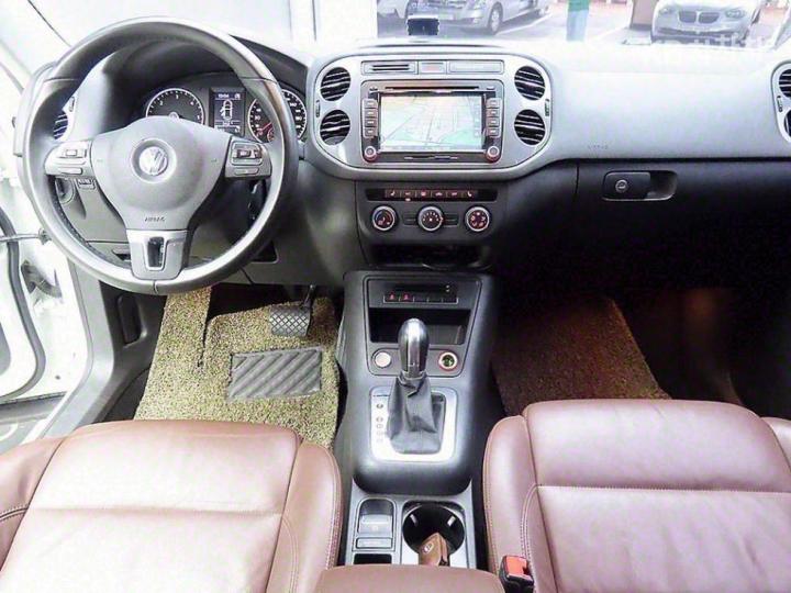 Volkswagen Tiguan New 2.0 TDI Comfort 5N 8