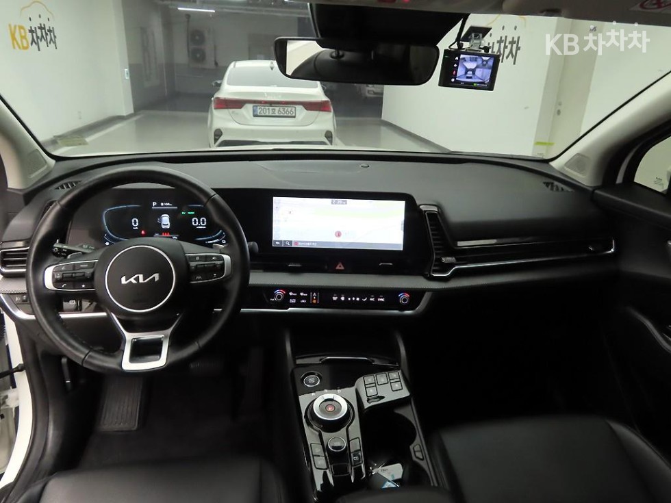 2024 - kia sportage