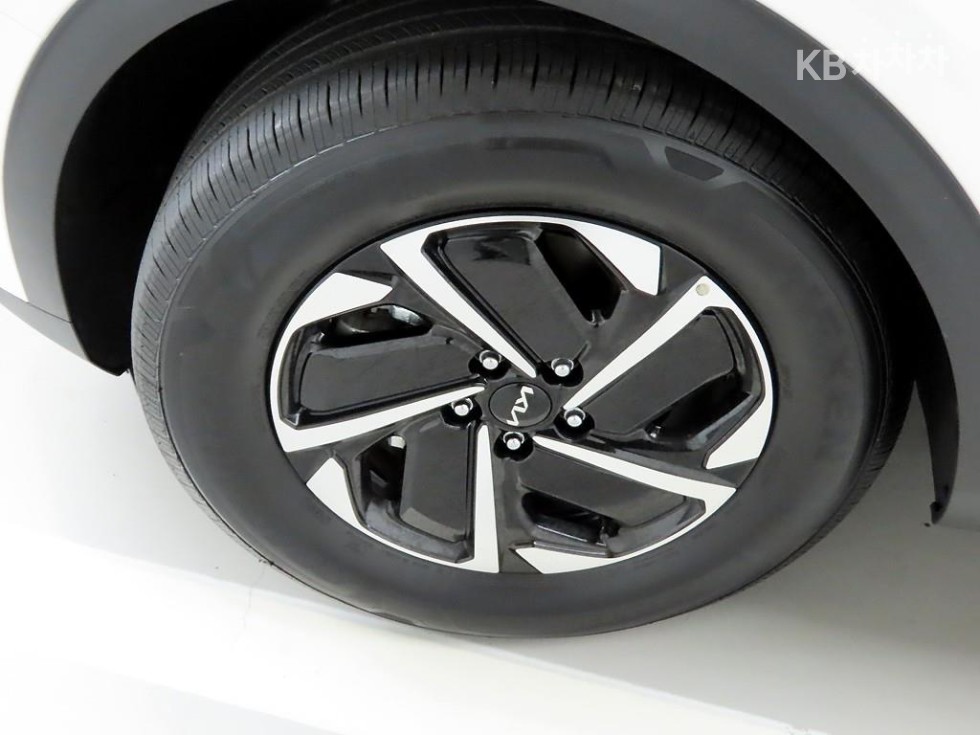 2024 - kia sportage