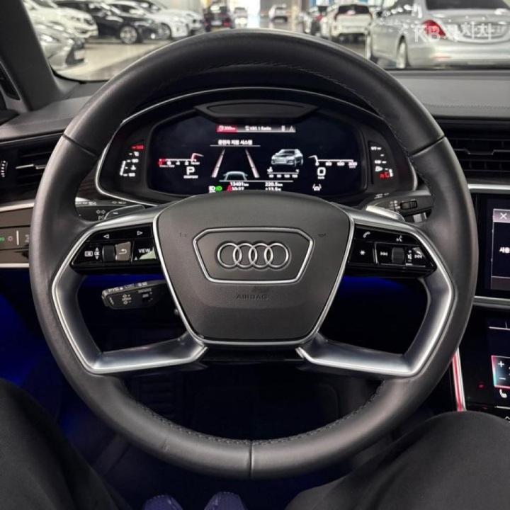 Audi A6 C8 45 TFSI Premium 9