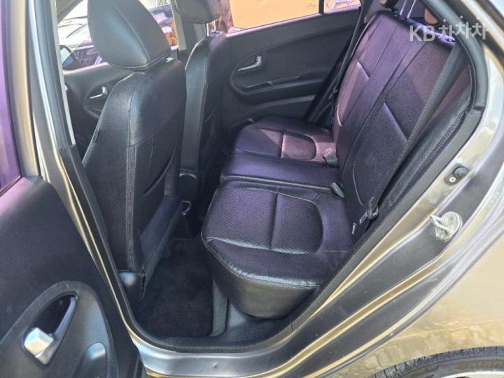 Kia Morning Deluxe Special Bi-Fuel 9