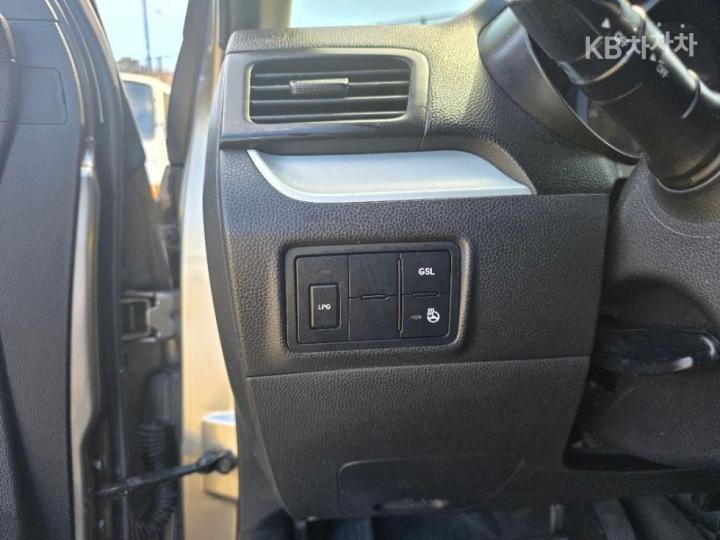 Kia Morning Deluxe Special Bi-Fuel 7