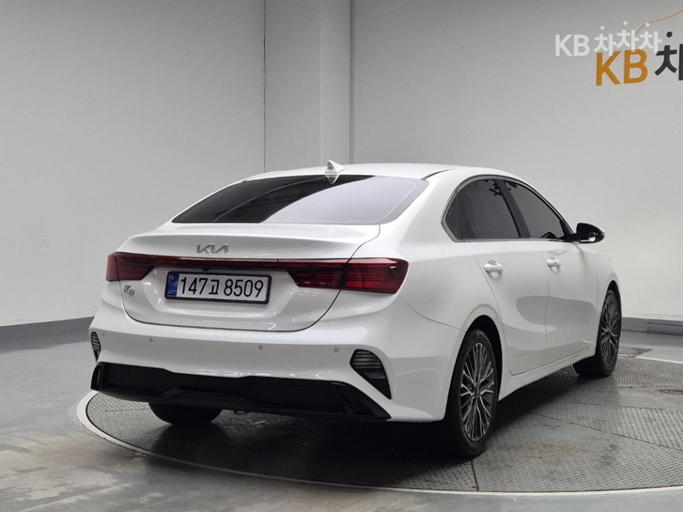 2022 - kia k3
