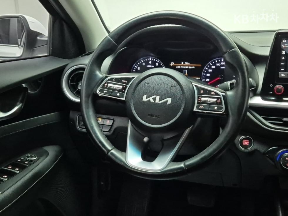 2022 - kia k3