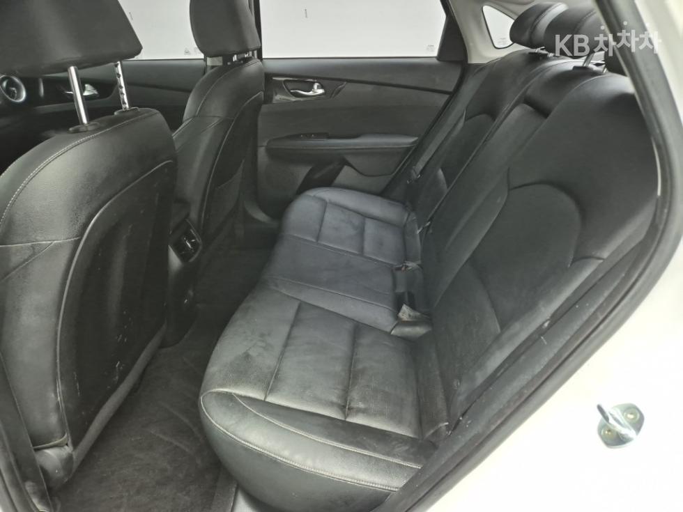 2022 - kia k3