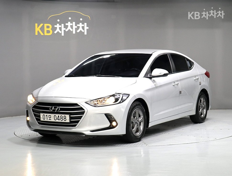 Hyundai 아반떼AD 1.6 GDi 스마트 - фото 1