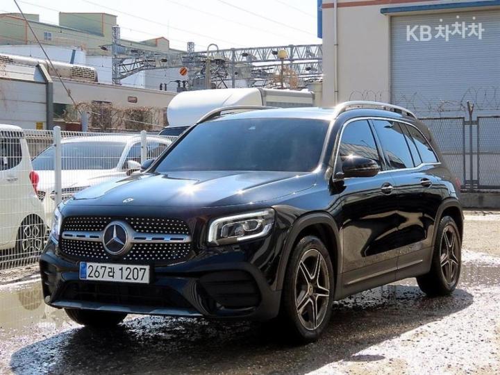 Mercedes-Benz GLB-Class X247 GLB250 4Matic 3