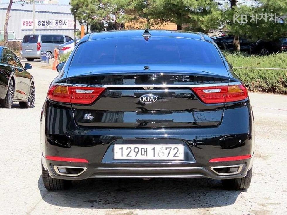 2017 - kia k7