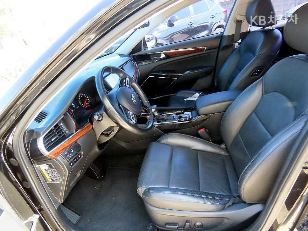 2017 - kia k7