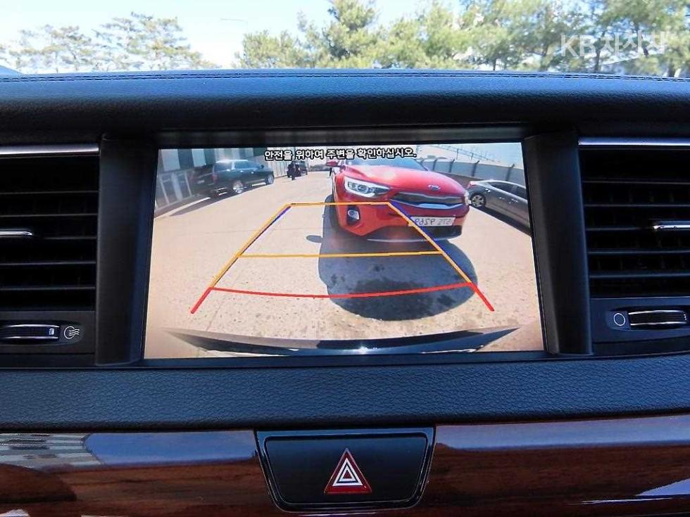 2017 - kia k7