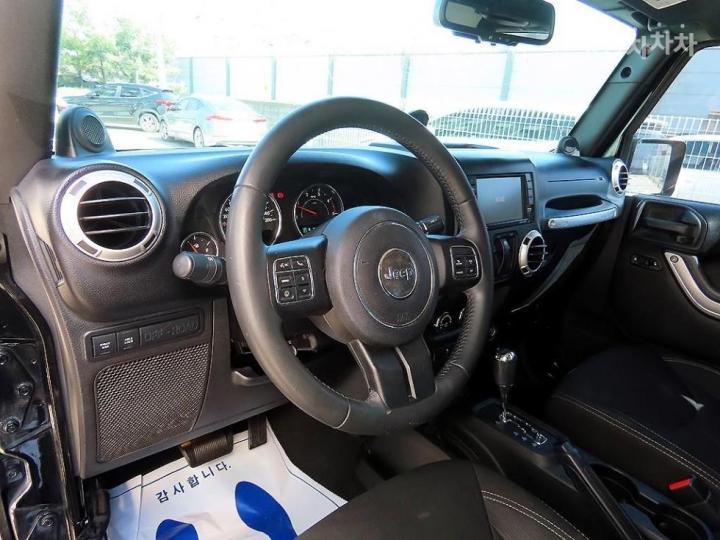 Jeep Wrangler 2.8 Rubicon 2 Duo 11 year ~ 7