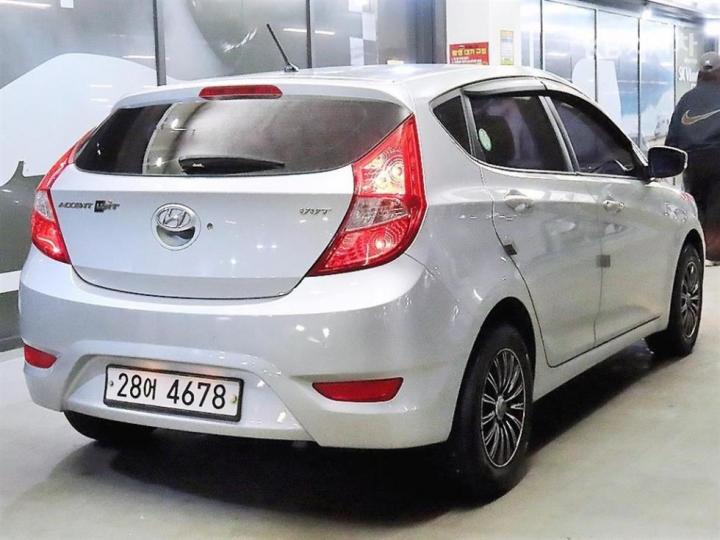 Hyundai Accent New Wit 1.4 VVT Premier 5