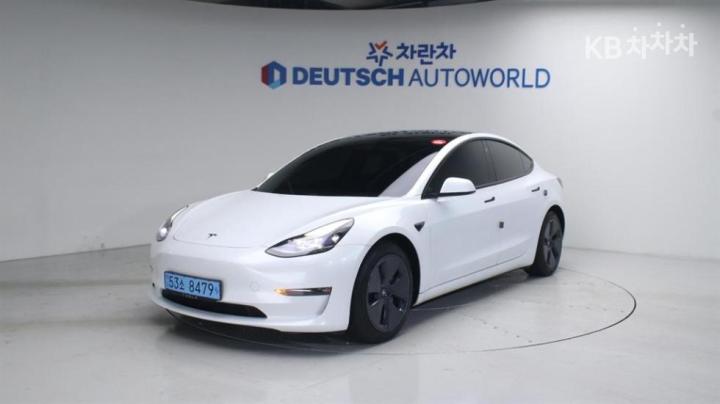 Tesla Model 3 Long Range 2