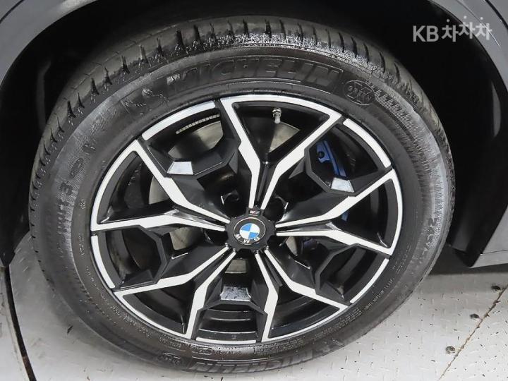 BMW X4 New G02 xDrive 20i M Sport Pro 6