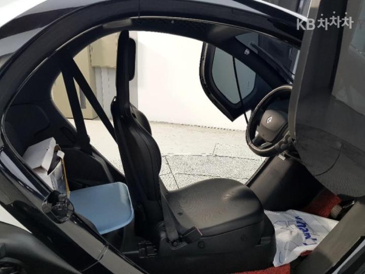 Renault Twizy EV Intense 8