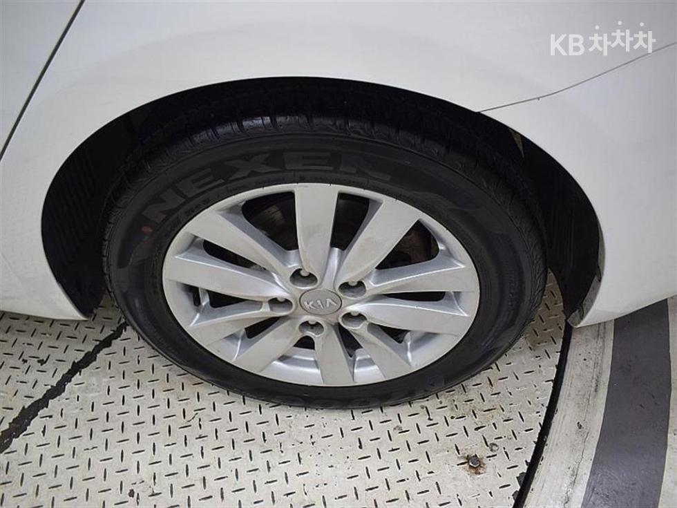 2014 - kia k3