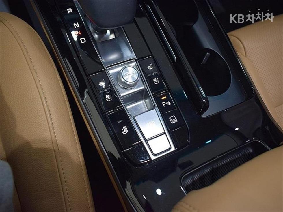 2020 - kia k7