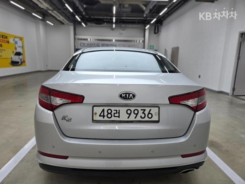 2011 - kia k5