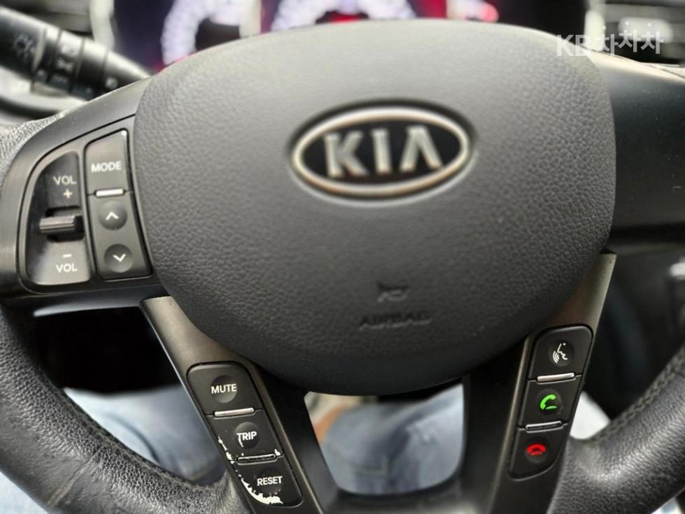 2011 - kia k5
