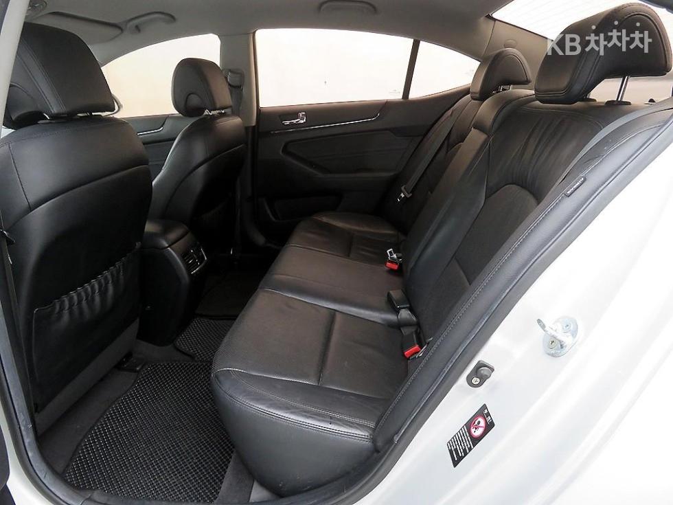 2011 - kia k7