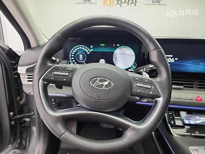 Hyundai Grandeur 2.5 LeBlanc 10