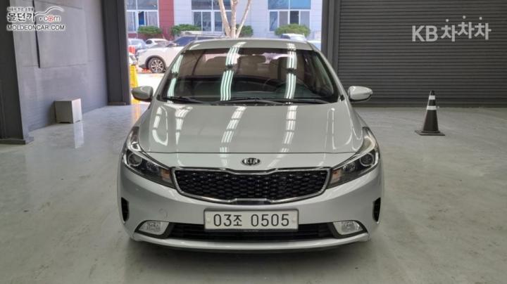 Kia K3 Diesel 1.6 Diesel Trendy Base Type 4