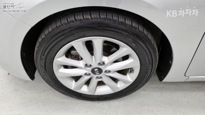 Kia K3 Diesel 1.6 Diesel Trendy Base Type 7