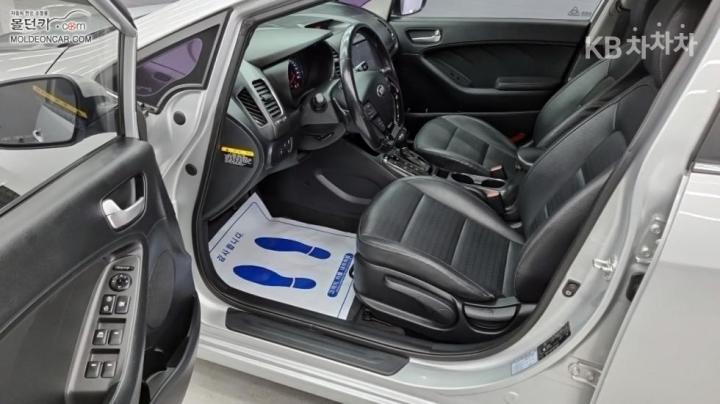 Kia K3 Diesel 1.6 Diesel Trendy Base Type 10