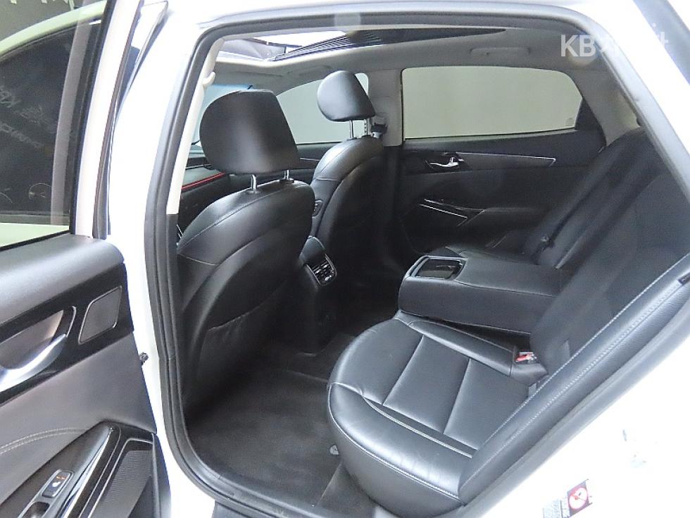 2020 - kia k7