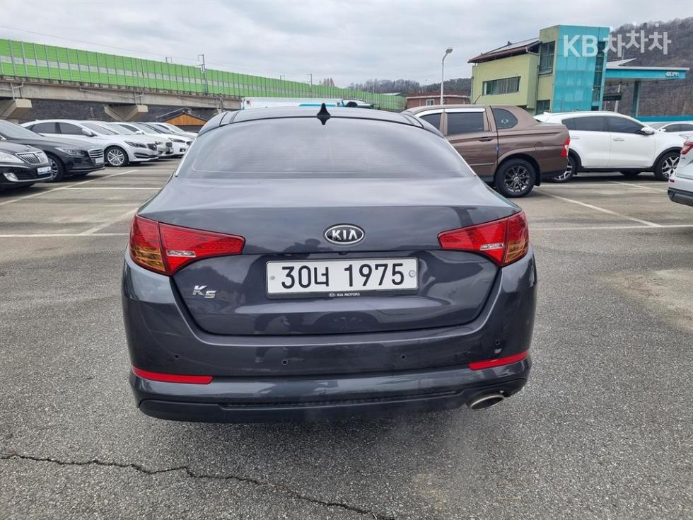 2011 - kia k5